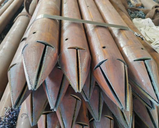 喀什注浆钢花管管棚管隧道预埋管42/48/50/89